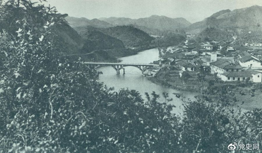1930年12月，紅軍在龍岡地區(qū)殲滅國(guó)民黨軍第十八師近一萬(wàn)人，活捉敵師長(zhǎng)張輝瓚。圖為作戰(zhàn)舊址江西興國(guó)東北的龍岡。