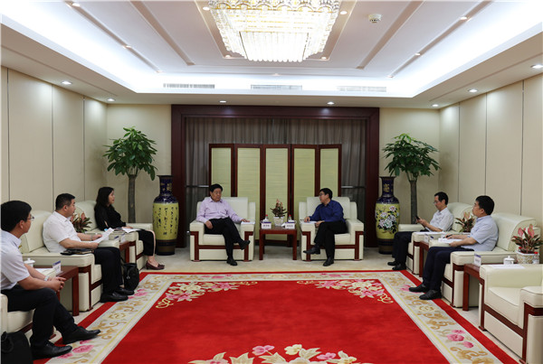 李子彬會長帶隊赴中國鐵路物資集團有限公司2_副本.jpg
