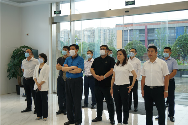 中國中小企業協會會長李子彬一行赴蘇州市走訪調研2_副本.jpg