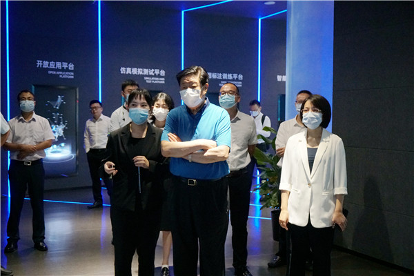 中國中小企業協會會長李子彬一行赴蘇州市走訪調研1_副本.jpg