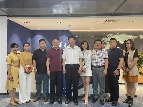 李子彬會長赴清華大學互聯網產業研究院調研1_副本.jpg