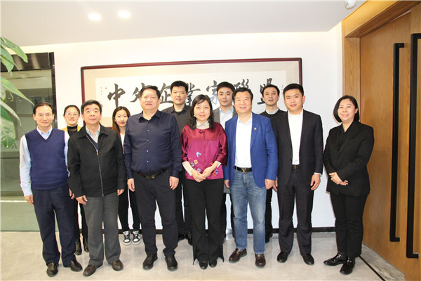 馬彬常務副會長帶隊走訪協會分支機構中外企業家交流合作工作委員會_副本.jpg